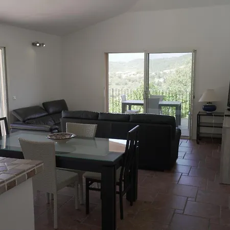 Chjara Villa *